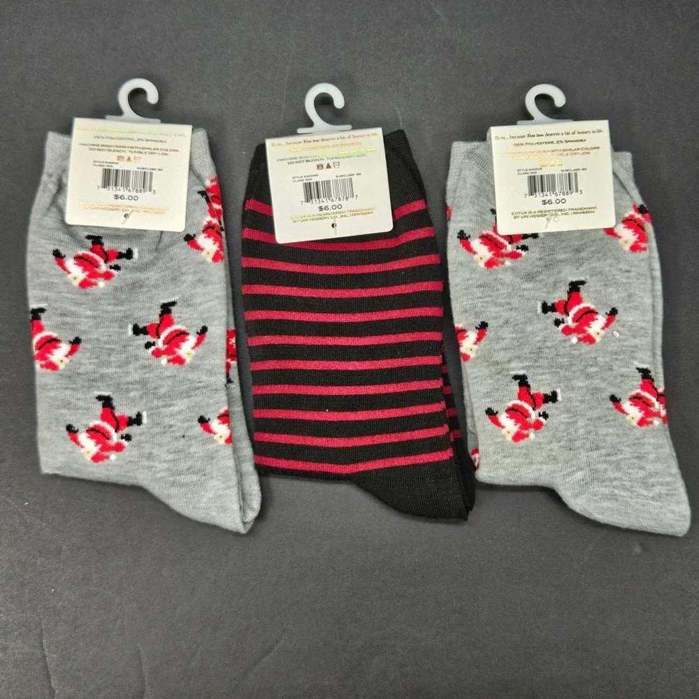 Etitu‎ Holiday Crew Socks 3 Pair Lot Santa Cat Striped Size 9-11 Christmas